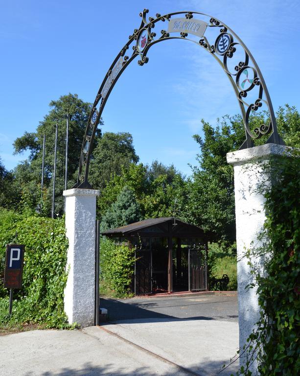 Hotel Mar De Queo Carballo Exterior foto