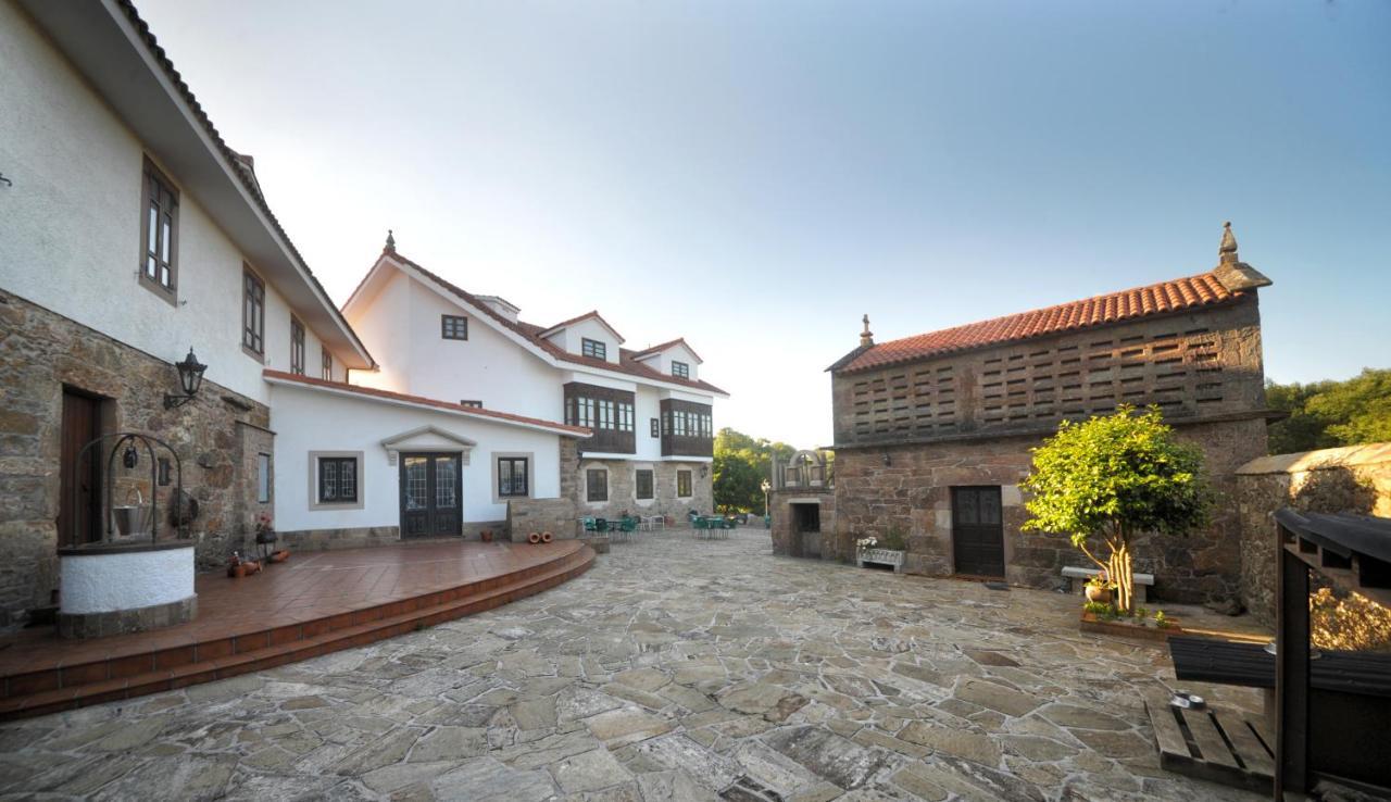 Hotel Mar De Queo Carballo Exterior foto